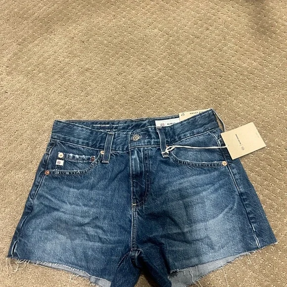 AG Adriano Goldschmied Hailey Cut-Off Denim Shorts NWT Size 25 – Vintage Wash - Picture 5 of 8